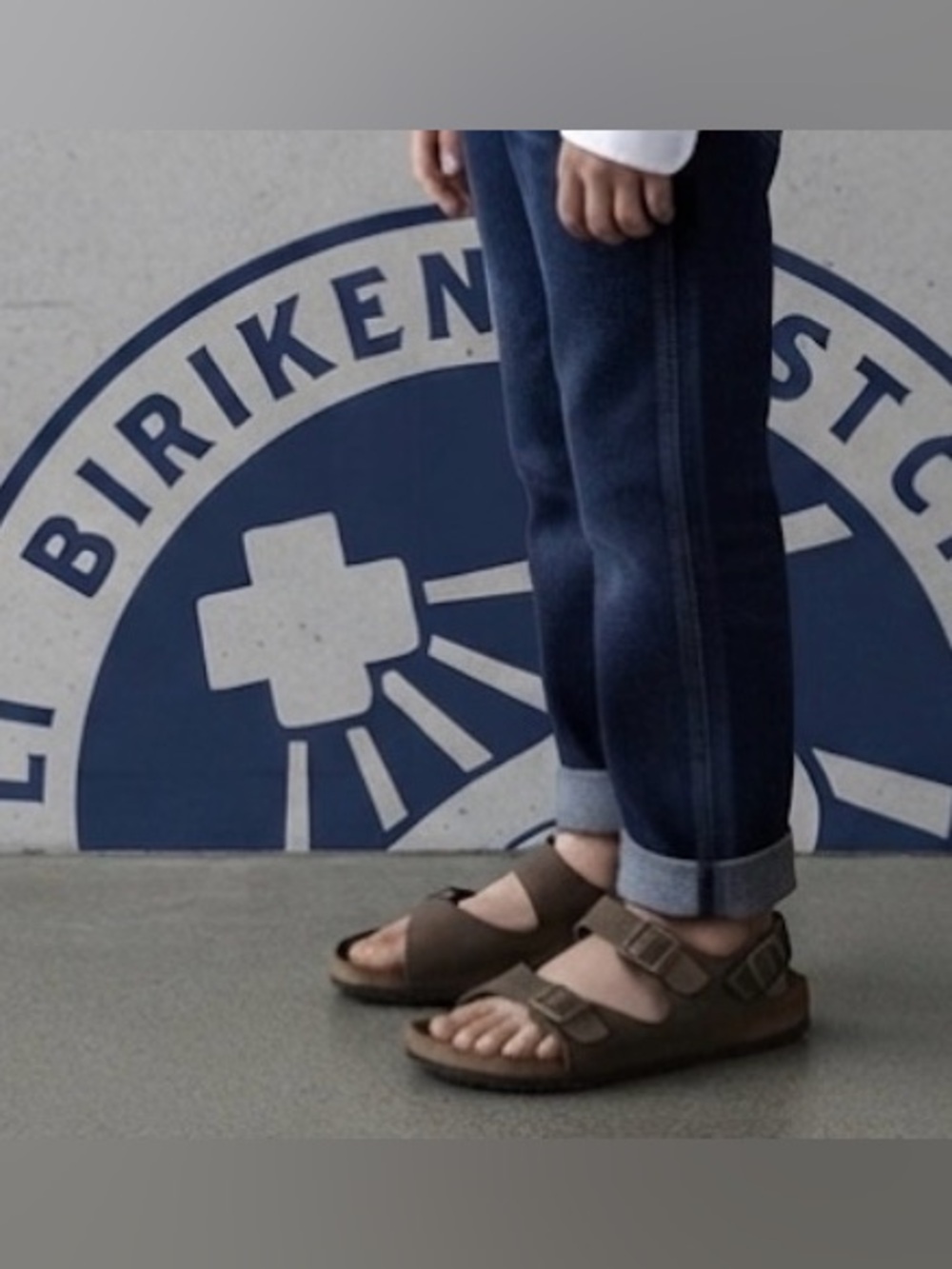 Authentic Birkenstock signature designer kids boys sandals Sz 3 Euro 34